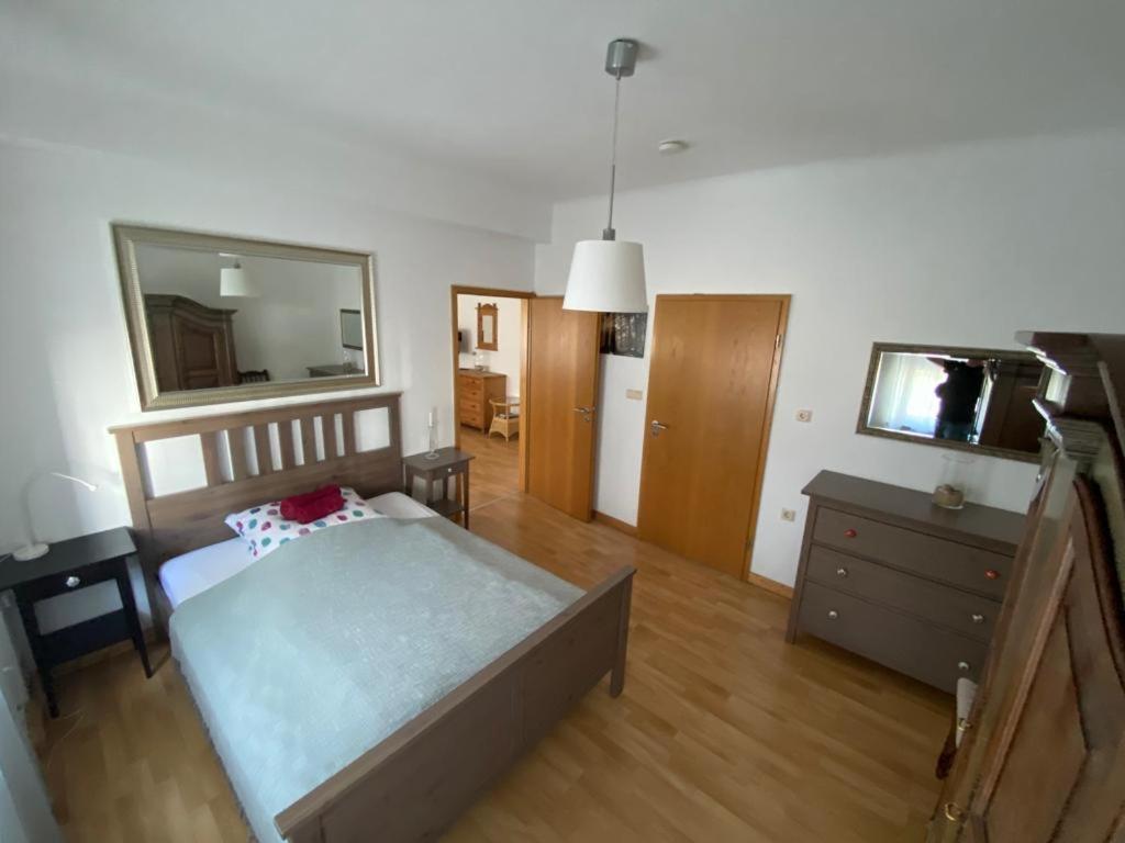 Ferienwohnung Am Theo Carlen Platz Ormesheim Esterno foto