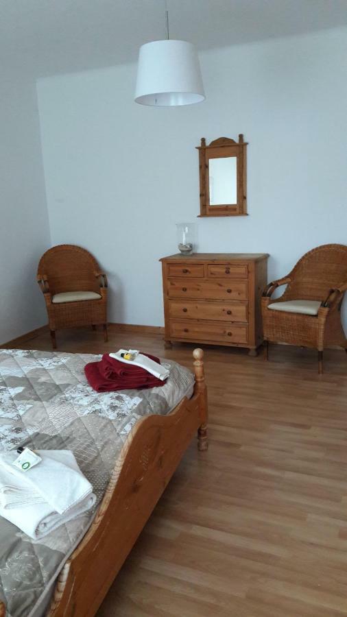 Ferienwohnung Am Theo Carlen Platz Ormesheim Esterno foto